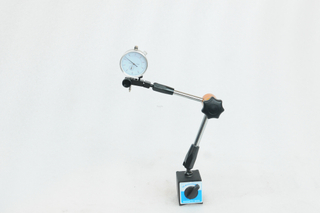 Mechanical Universal Magnetic Stand